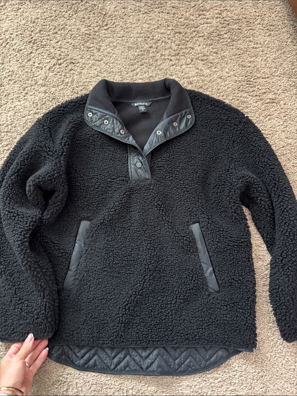 Athleta Black Sherpa Fleece Pullover teddy bear medium